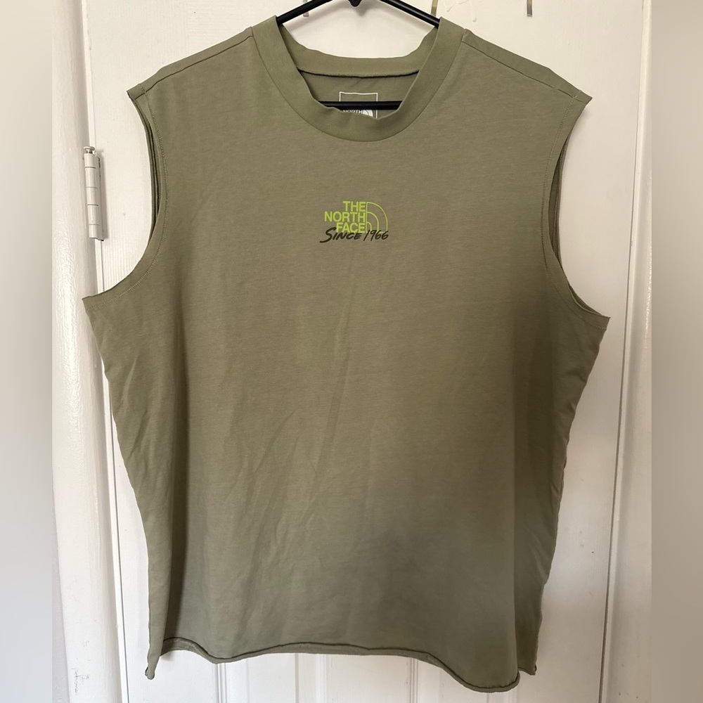 The North Face cut off sleeves tank top sleeveless tee shirt green outdoor